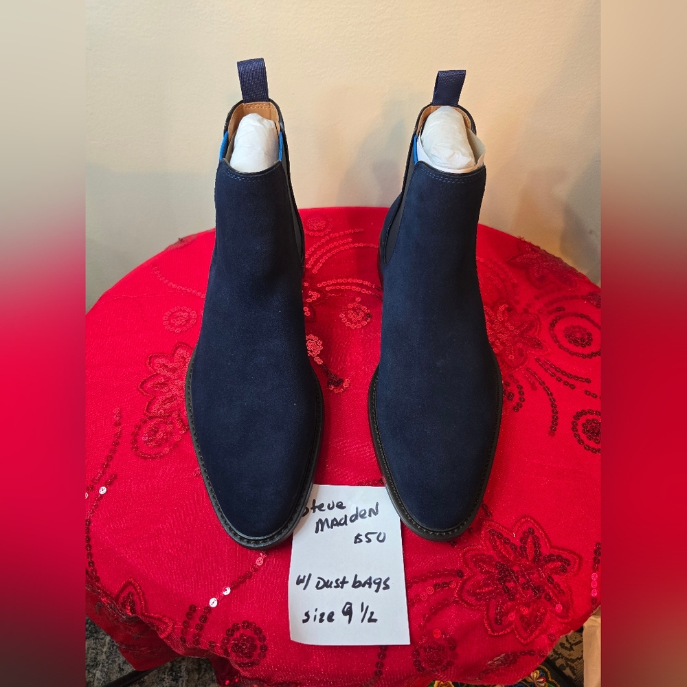 Steve Madden Navy Suede Bronn Ankle Boot Size 9.5